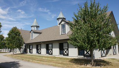 22 Stall Foaling Barn